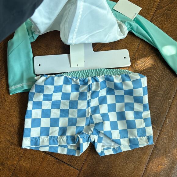 Disney Baby Mickey Mouse Swimsuit Boys 9 Month Rash Guard Trunks Green Blue NEW - Picture 2 of 4